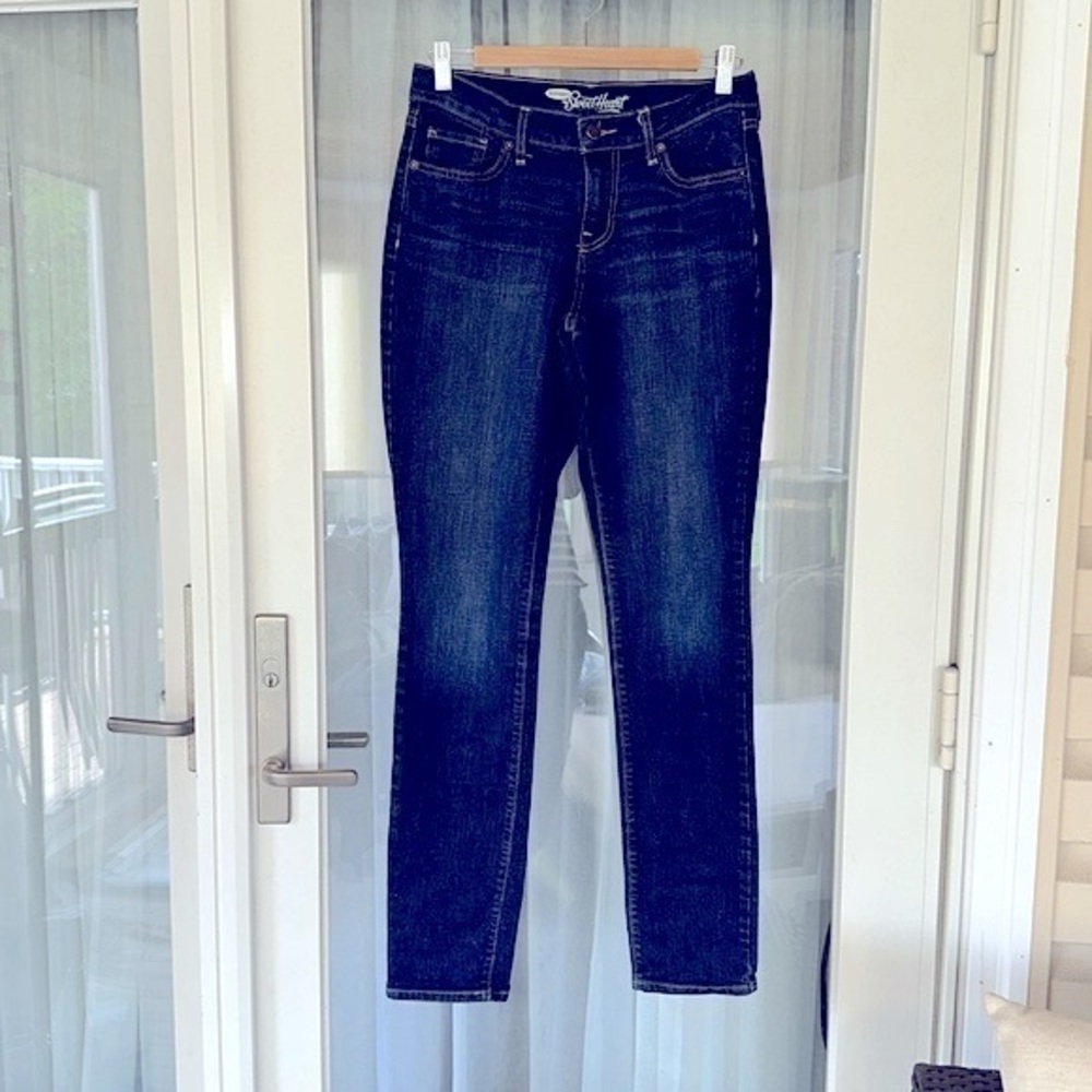 Old Navy “The Sweetheart”  Jeans Dark wash size 4 Long